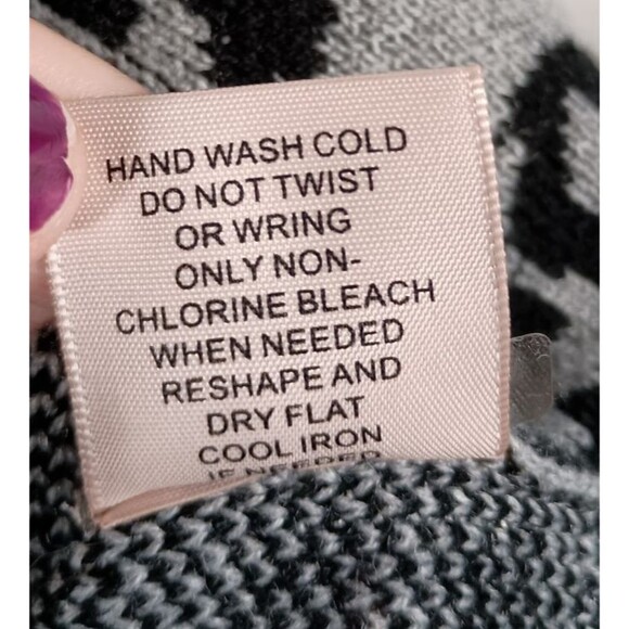 Philosophy Leopard Print Gray Black Womens Mock Neck Sweater Size Large - Picture 6 of 6